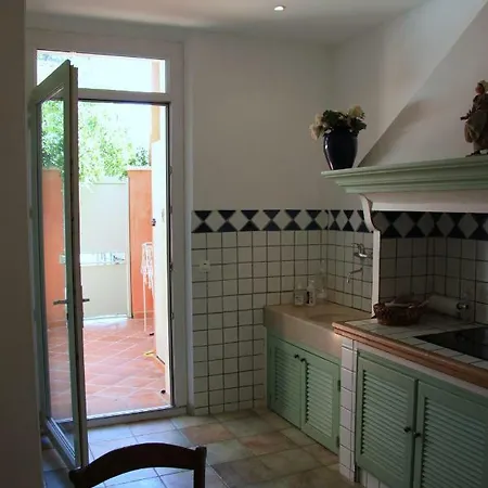 דירה Avec Patio Et Garage Centre Et